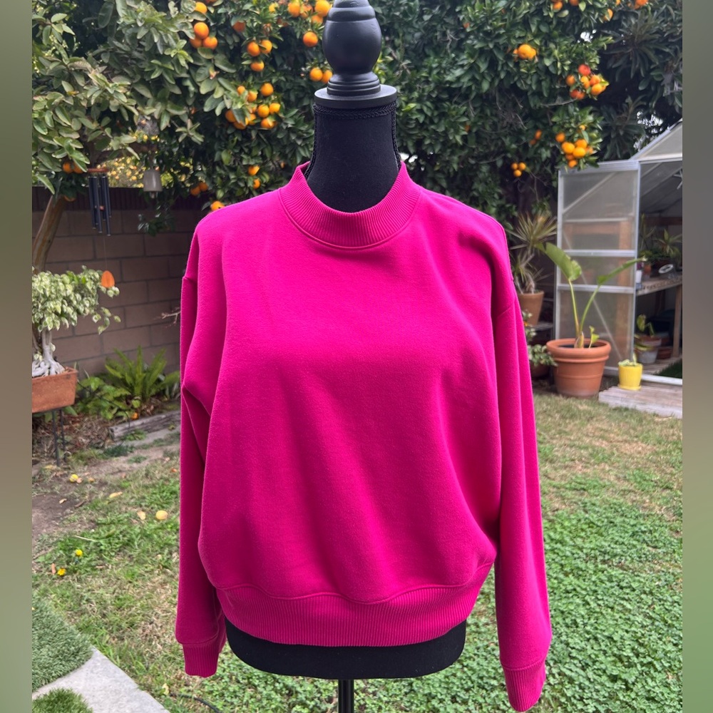Target A New Day fuchsia pink fleece crewneck sweatshirt